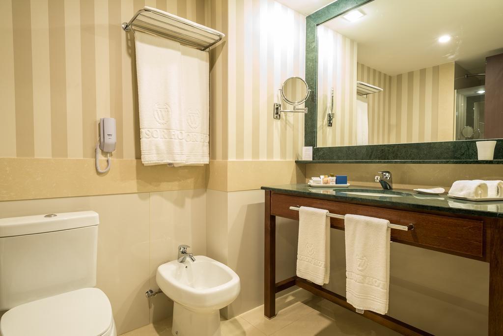 Standard Twin Room,239295553:JPEG